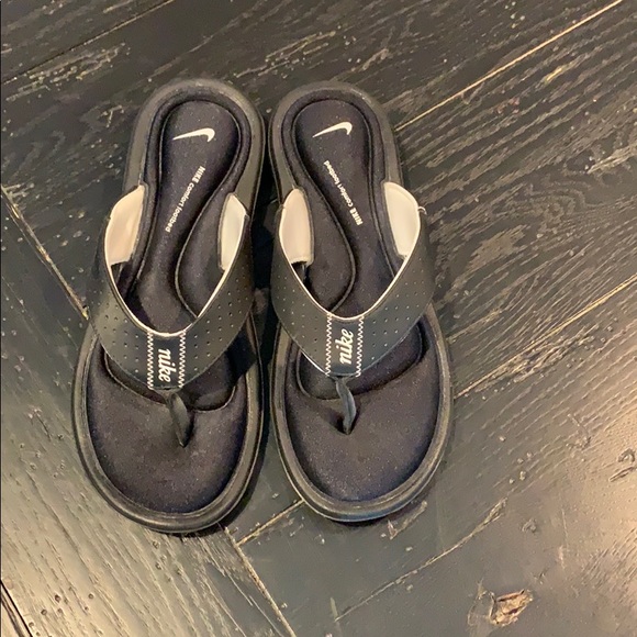 nike women's comfort thong